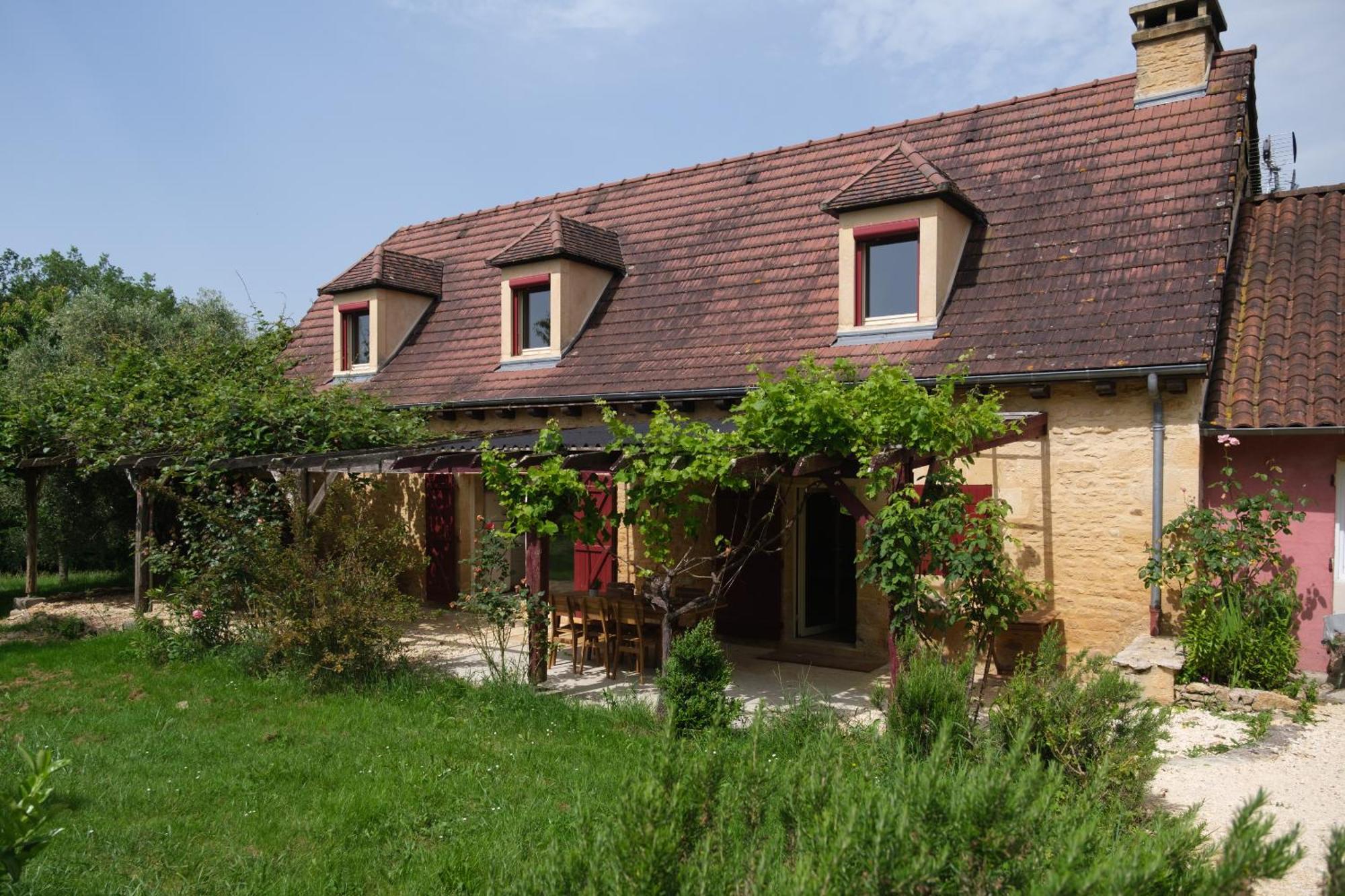La Maison De Jennie Saint-Andre-d'Allas Exterior photo